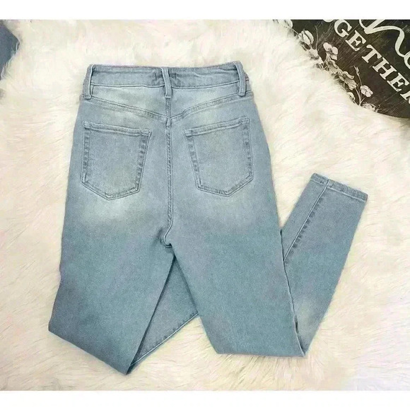 Forever21 High Rise Ankle Skinny Jeans - Picture 4 of 4